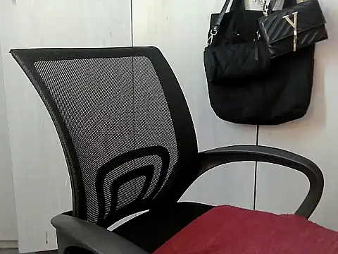 Destiny Desire online show from 09-26-25, 01:59