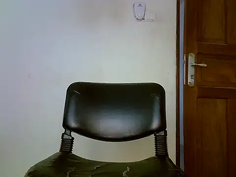 SWEETRENNE  online show from 03-17-25, 04:51