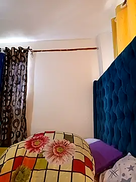 Licia harvin online show from 12-05-25, 08:23