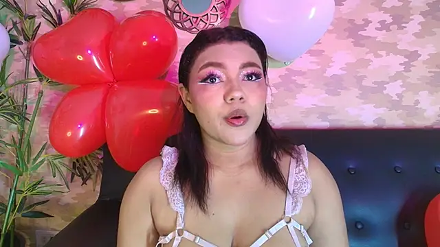 Snapshot of cherry_chel chatting on 02-14-25, 08:05 cherry chel online show from 02-14-25, 08:05