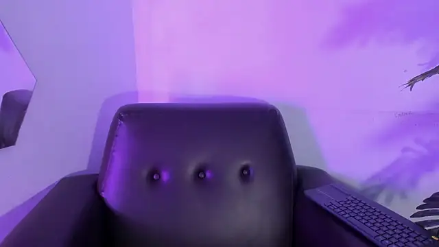 Snapshot of cherry_chel chatting on 03-09-25, 05:39 cherry chel online show from 03-09-25, 05:39