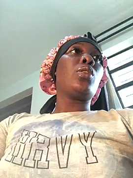 Snapshot of Lola_kims chatting on 03-18-26, 12:19 Lola kims online show from 03-18-26, 12:19