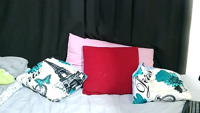 Snapshot of DIRTYTALKINQUEEN chatting on 01-28-25, 10:01 DIRTYTALKINQUEEN online show from 01-28-25, 10:01