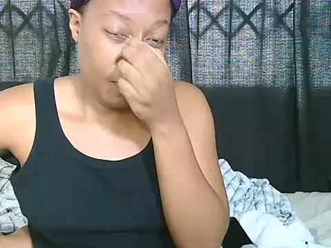 Snapshot of DIRTYTALKINQUEEN chatting on 03-02-25, 01:05 DIRTYTALKINQUEEN online show from 03-02-25, 01:05