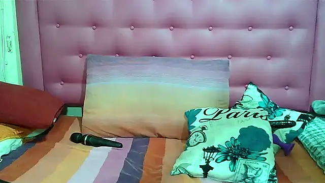 Snapshot of DIRTYTALKINQUEEN chatting on 03-21-25, 10:06 DIRTYTALKINQUEEN online show from 03-21-25, 10:06