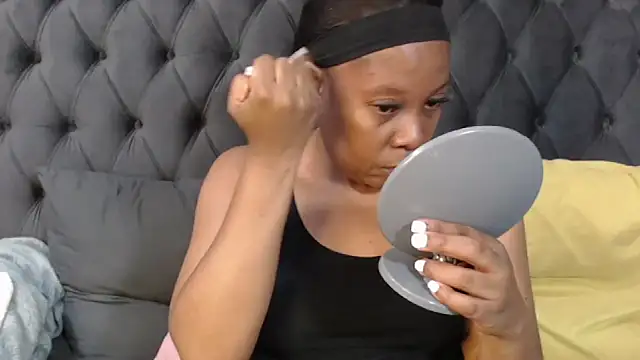 Snapshot of DIRTYTALKINQUEEN chatting on 11-14-25, 11:20 DIRTYTALKINQUEEN online show from 11-14-25, 11:20