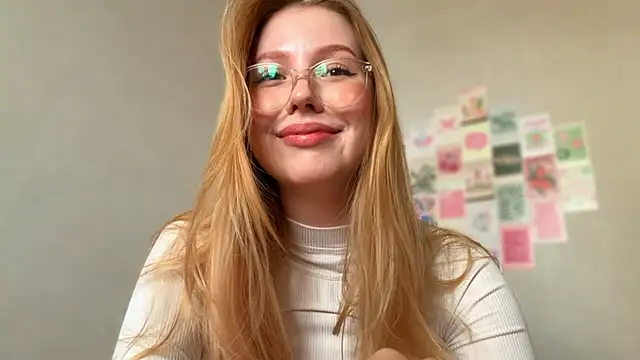 HoneyAudrey online show from 04-21-26, 02:51