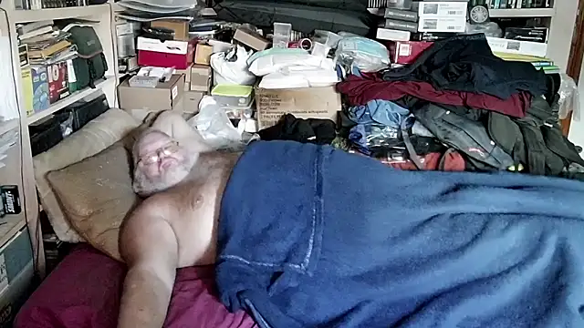 Snapshot of hadeszeuss2 chatting on 12-17-24, 03:06 hadeszeuss2 online show from 12-17-24, 03:06