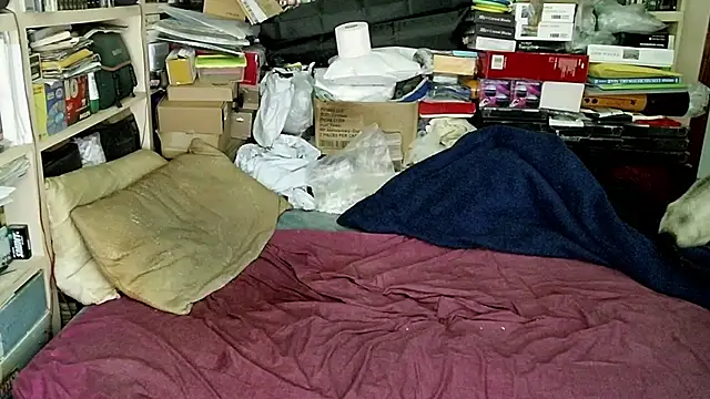 Snapshot of hadeszeuss2 chatting on 01-03-25, 06:14 hadeszeuss2 online show from 01-03-25, 06:14