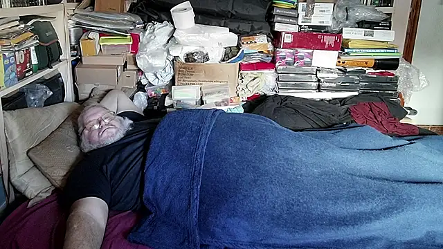 Snapshot of hadeszeuss2 chatting on 01-07-25, 03:02 hadeszeuss2 online show from 01-07-25, 03:02