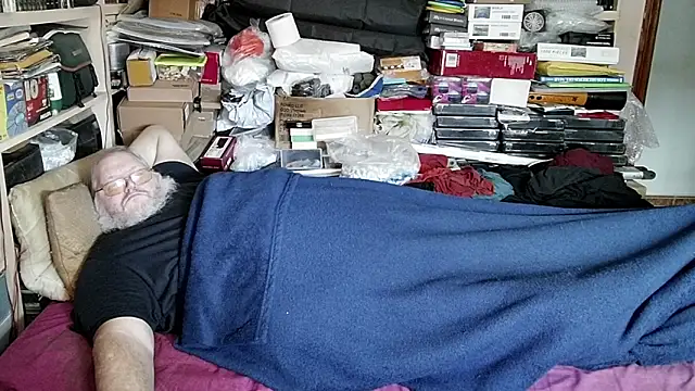 Snapshot of hadeszeuss2 chatting on 01-16-25, 02:41 hadeszeuss2 online show from 01-16-25, 02:41