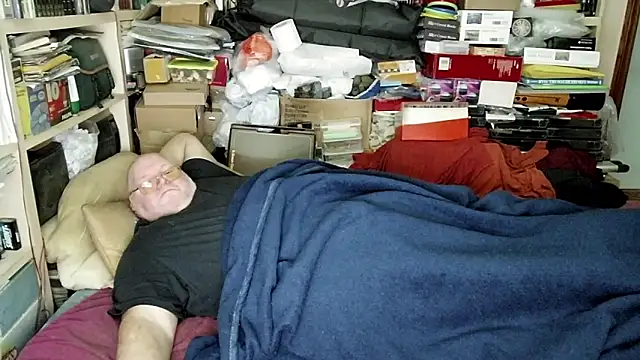 Snapshot of hadeszeuss2 chatting on 01-21-25, 05:51 hadeszeuss2 online show from 01-21-25, 05:51