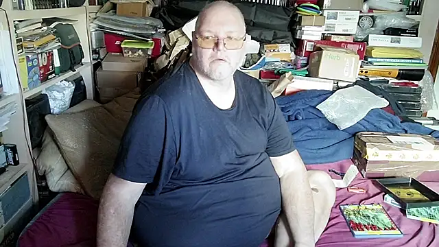 Snapshot of hadeszeuss2 chatting on 01-24-25, 02:51 hadeszeuss2 online show from 01-24-25, 02:51