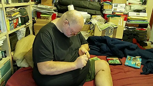 Snapshot of hadeszeuss2 chatting on 01-27-25, 05:37 hadeszeuss2 online show from 01-27-25, 05:37