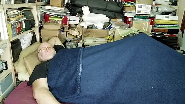 Snapshot of hadeszeuss2 chatting on 01-28-25, 06:28 hadeszeuss2 online show from 01-28-25, 06:28