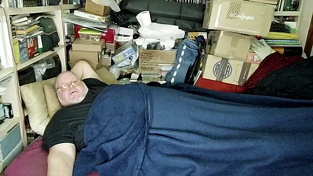 Snapshot of hadeszeuss2 chatting on 02-09-25, 06:37 hadeszeuss2 online show from 02-09-25, 06:37