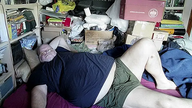 Snapshot of hadeszeuss2 chatting on 02-15-25, 02:22 hadeszeuss2 online show from 02-15-25, 02:22