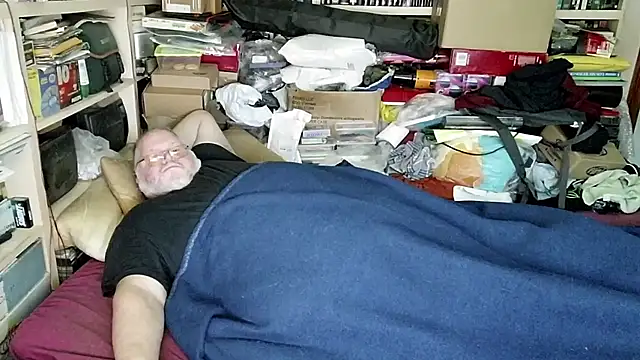 Snapshot of hadeszeuss2 chatting on 03-13-25, 05:50 hadeszeuss2 online show from 03-13-25, 05:50