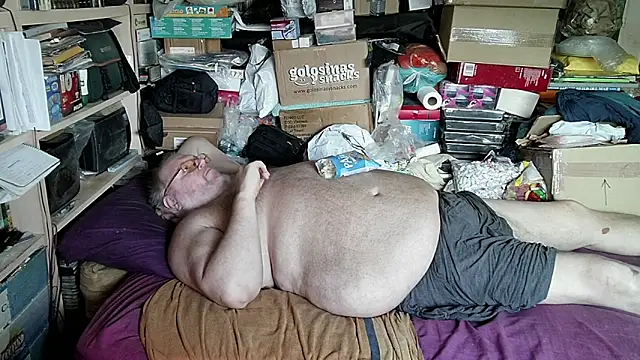 Snapshot of hadeszeuss2 chatting on 11-05-25, 03:01 hadeszeuss2 online show from 11-05-25, 03:01