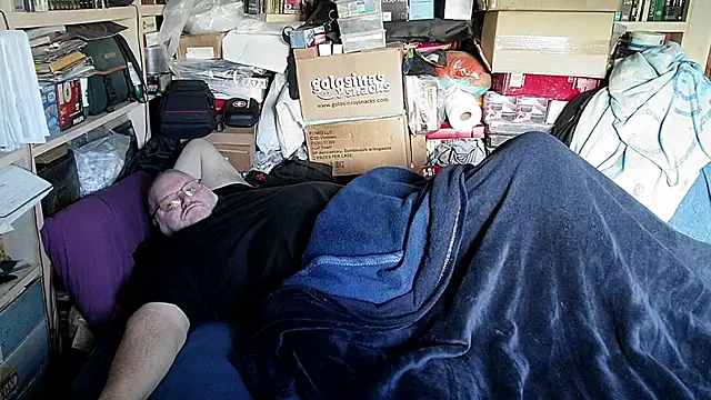 hadeszeuss2 online show from 02-21-26, 03:02