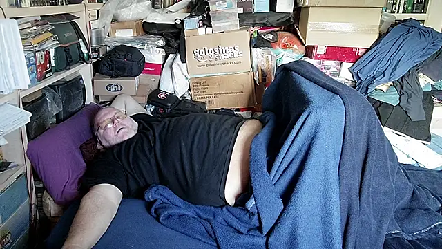 hadeszeuss2 online show from 02-26-26, 03:22