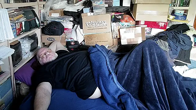 hadeszeuss2 online show from 03-13-26, 03:18