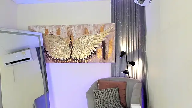 emma alice  online show from 01-28-25, 01:05