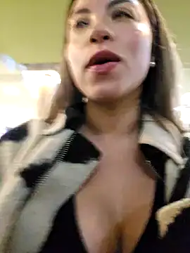 Karen San Miguel online show from 02-14-25, 12:30