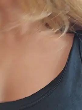 Karen San Miguel online show from 09-08-25, 07:46