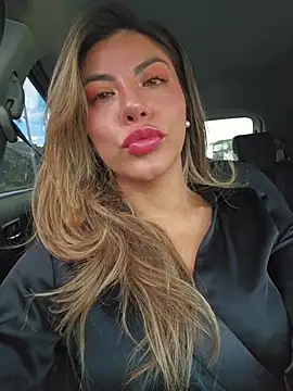 Karen San Miguel online show from 12-03-25, 03:54