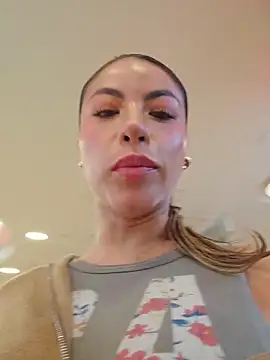 Karen San Miguel online show from 04-26-26, 10:07