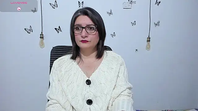 Snapshot of Amie_Adams82_ chatting on 02-23-26, 02:47 Amie Adams82 online show from 02-23-26, 02:47