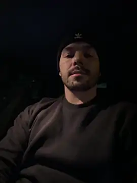 Snapshot of brian_g chatting on 12-14-25, 01:55 brian g online show from 12-14-25, 01:55