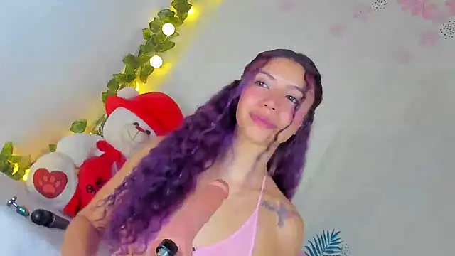 Snapshot of Dear_anne chatting on 02-08-25, 09:13 Dear anne online show from 02-08-25, 09:13