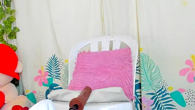 Snapshot of Dear_anne chatting on 09-27-25, 02:33 Dear anne online show from 09-27-25, 02:33