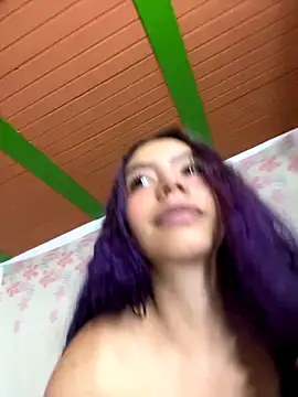 Snapshot of Dear_anne chatting on 10-19-25, 10:10 Dear anne online show from 10-19-25, 10:10