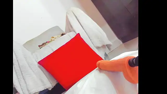 Snapshot of Dear_anne chatting on 03-25-26, 10:27 Dear anne online show from 03-25-26, 10:27