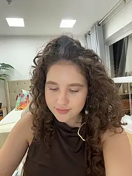 Snapshot of Ariella_Sol chatting on 01-16-26, 12:14 Ariella Sol online show from 01-16-26, 12:14