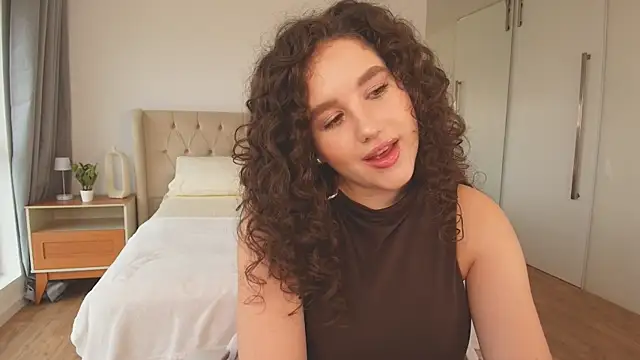 Snapshot of Ariella_Sol chatting on 02-05-26, 07:18 Ariella Sol online show from 02-05-26, 07:18