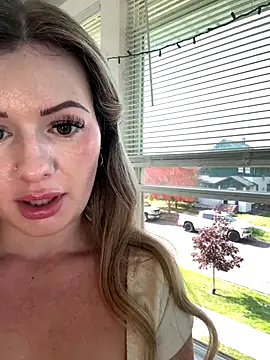 LoveShae  online show from 10-03-25, 05:54