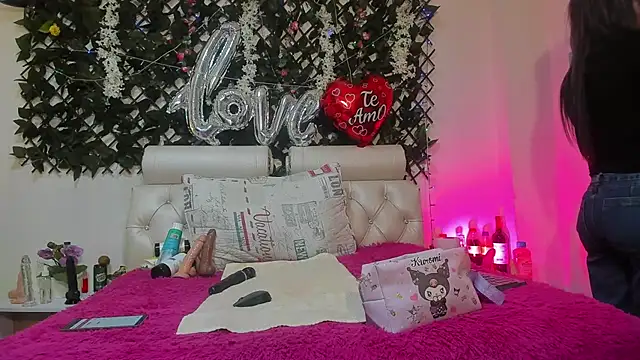 any mour online show from 03-08-25, 05:22