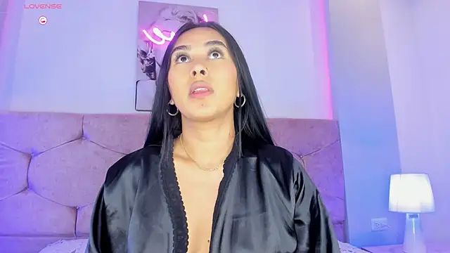 Cameliaa Smiith online show from 12-06-24, 06:04