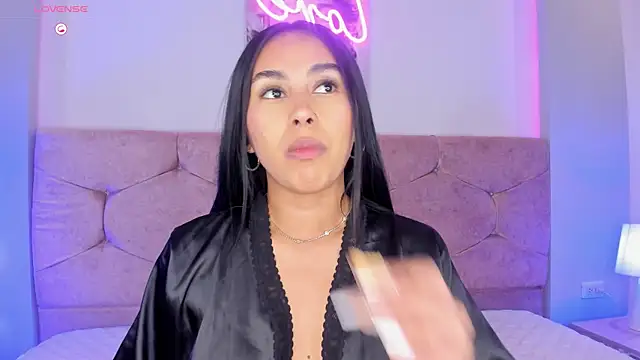 Cameliaa Smiith online show from 12-15-24, 05:34