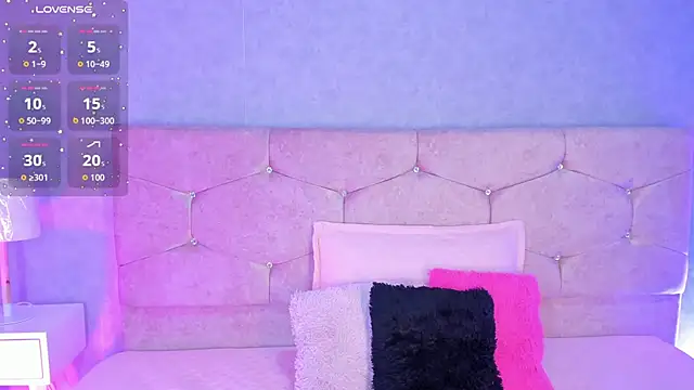 Cameliaa Smiith online show from 09-10-25, 03:17