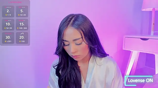 Snapshot of Cameliaa_Smiith chatting on 11-22-25, 03:38 Cameliaa Smiith online show from 11-22-25, 03:38