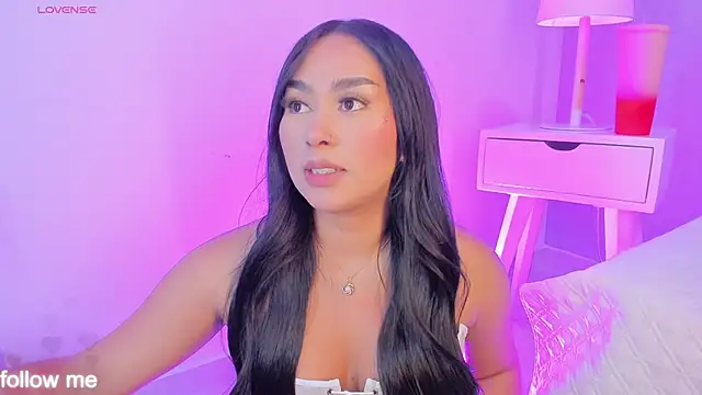 Snapshot of Cameliaa_Smiith chatting on 11-28-25, 04:04 Cameliaa Smiith online show from 11-28-25, 04:04