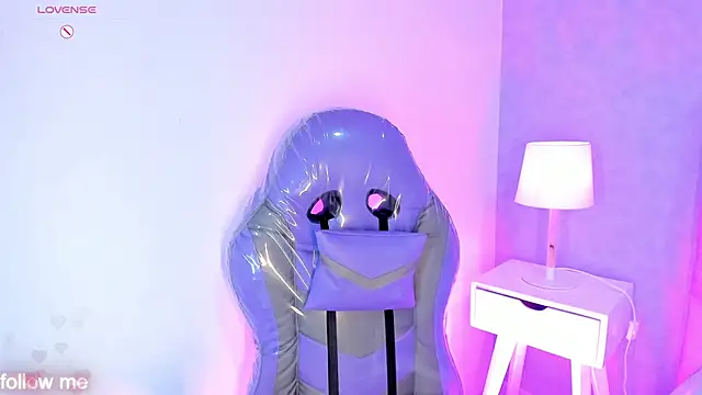 Cameliaa Smiith online show from 04-09-26, 06:19