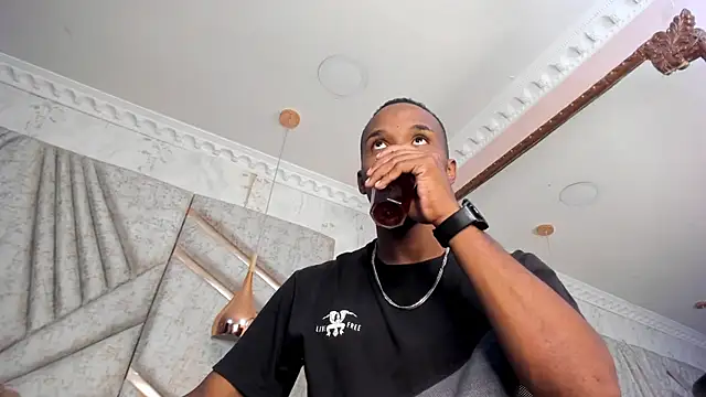 Snapshot of JamesParck chatting on 01-15-25, 02:13 JamesParck online show from 01-15-25, 02:13