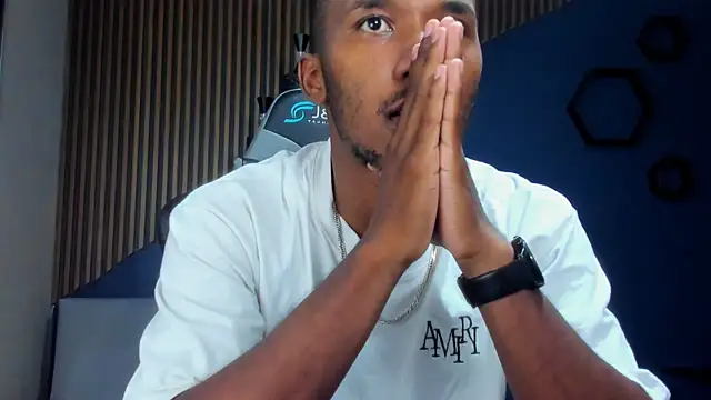 Snapshot of JamesParck chatting on 01-22-25, 09:43 JamesParck online show from 01-22-25, 09:43