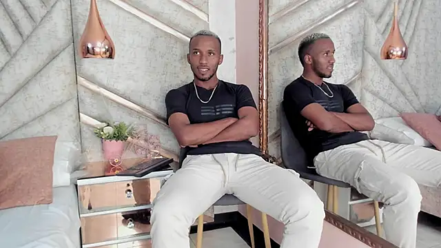 Snapshot of JamesParck chatting on 02-28-25, 06:31 JamesParck online show from 02-28-25, 06:31